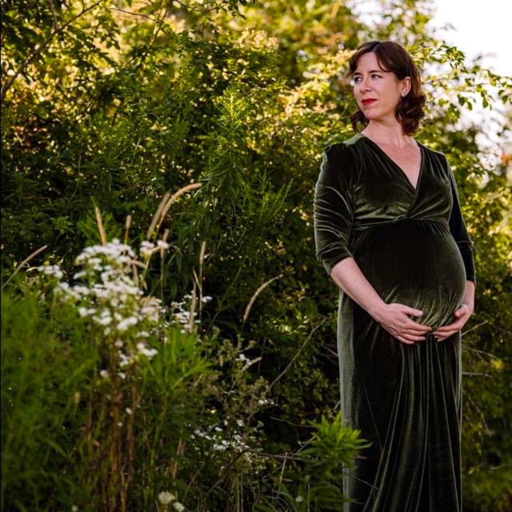 Baltic born, velvet dress, maternity